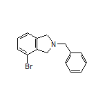 2-苄基-4-溴异吲哚啉