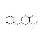 1-苄基-3-异丙基哌啶-4-酮