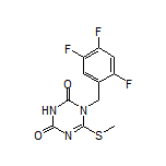 6-(甲硫基)-1-(2,4,5-三氟苄基)-1,3,5-三嗪-2,4(1H,3H)-二酮